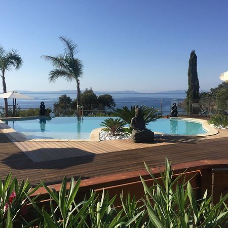 Les Lauriers Roses Aparthotel Le Le Rayol-Canadel-sur-Mer Kültér fotó