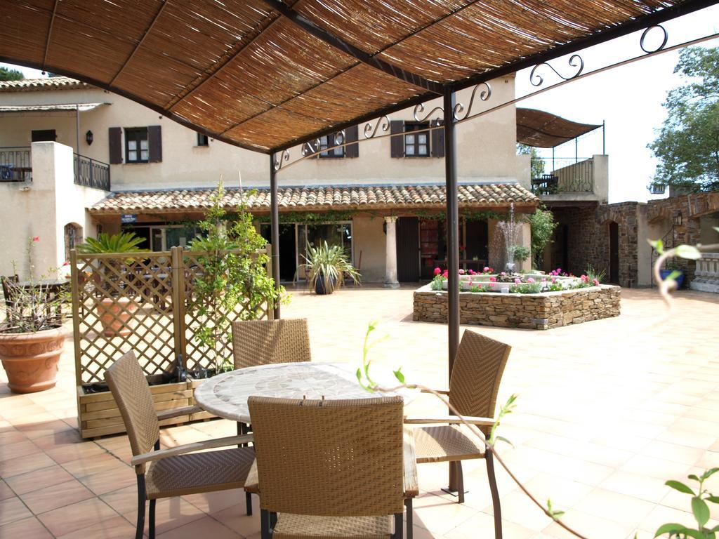 Les Lauriers Roses Aparthotel Le Le Rayol-Canadel-sur-Mer Kültér fotó