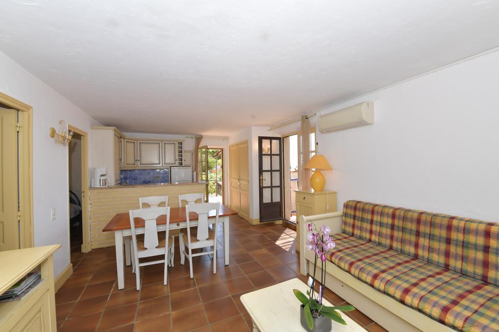 Les Lauriers Roses Aparthotel Le Le Rayol-Canadel-sur-Mer Kültér fotó