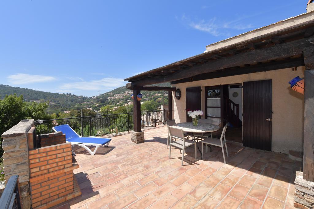 Les Lauriers Roses Aparthotel Le Le Rayol-Canadel-sur-Mer Szoba fotó