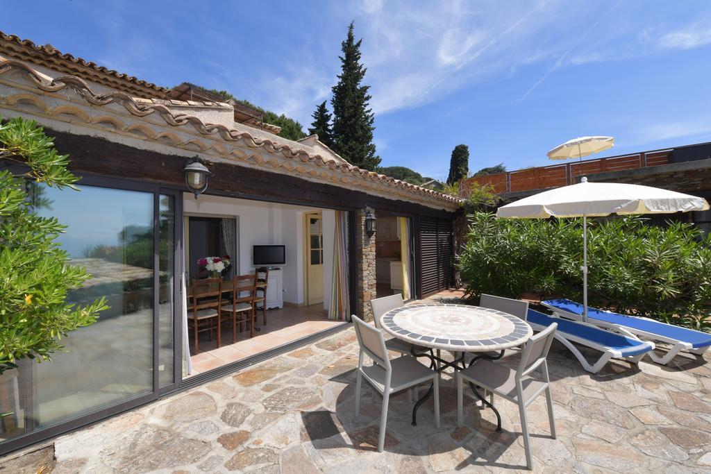 Les Lauriers Roses Aparthotel Le Le Rayol-Canadel-sur-Mer Kültér fotó