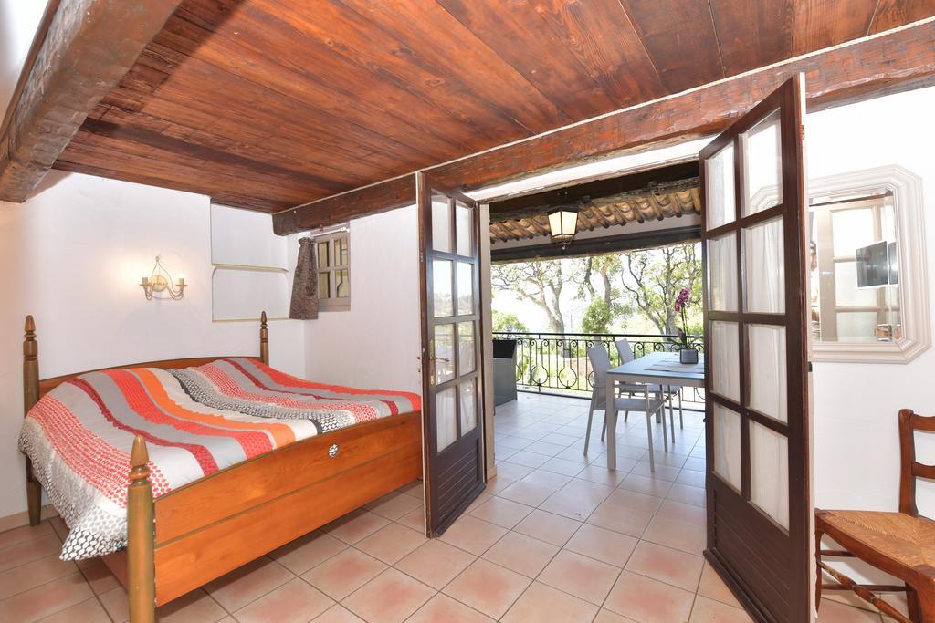 Les Lauriers Roses Aparthotel Le Le Rayol-Canadel-sur-Mer Kültér fotó